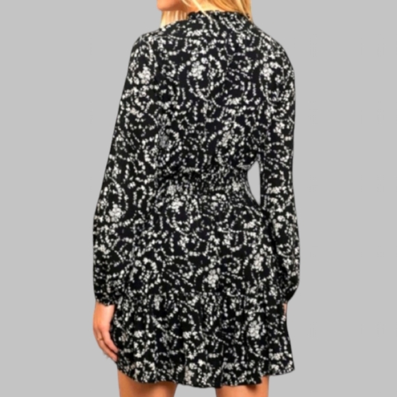 🆕Black/White Print “Skort” Romper - Picture 2 of 5